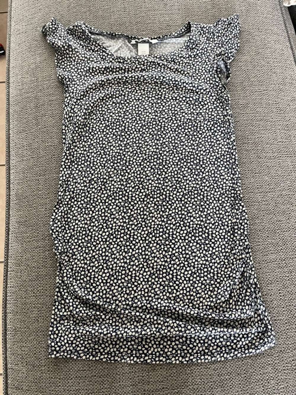 H&M Black and White Floral Tank Top